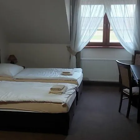 Gosciniec Nad Zalewem *