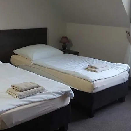 Gosciniec Nad Zalewem