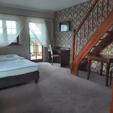 Gosciniec Nad Zalewem 宾馆 *