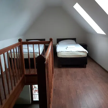 Inn Gosciniec Nad Zalewem *
