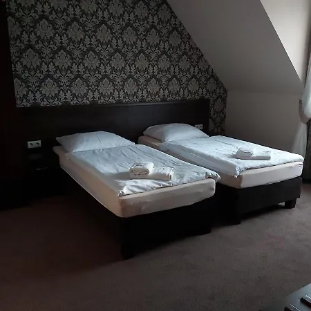 Gosciniec Nad Zalewem *